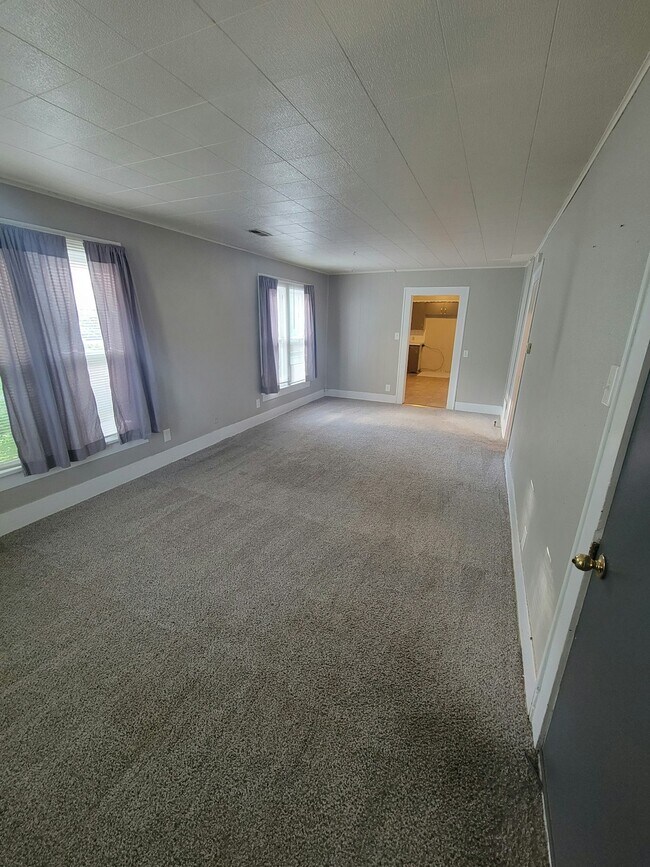 Foto del edificio - 307 E 9th St
