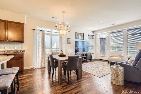Foto del edificio - 10176 Park Meadows Dr