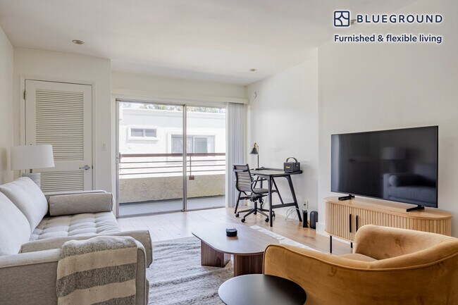 Foto del edificio - 7230 Franklin Ave