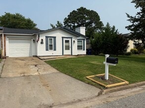 Building Photo - 1788 Solar Ln