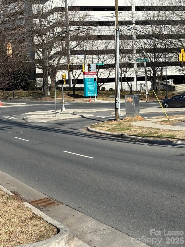 Building Photo - 1306 Kenilworth Ave