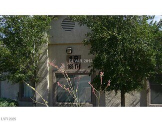 Building Photo - 2050 N Los Feliz St