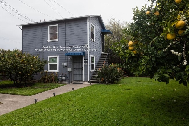 Photo - 2920 Filbert St Apartment