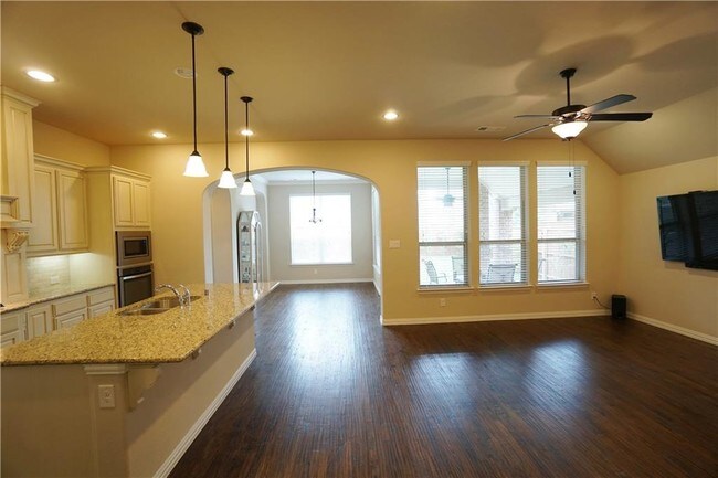 Building Photo - 6901 Badlands Dr