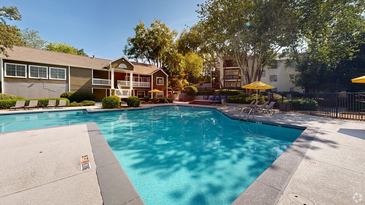 Photo - Greenhouse Apartments