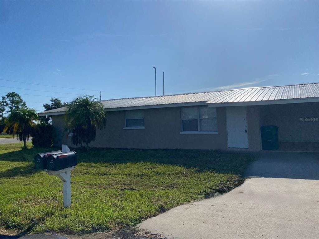 Primary Photo - 1601 Faust Dr