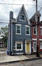 Building Photo - 5424 Harrison St