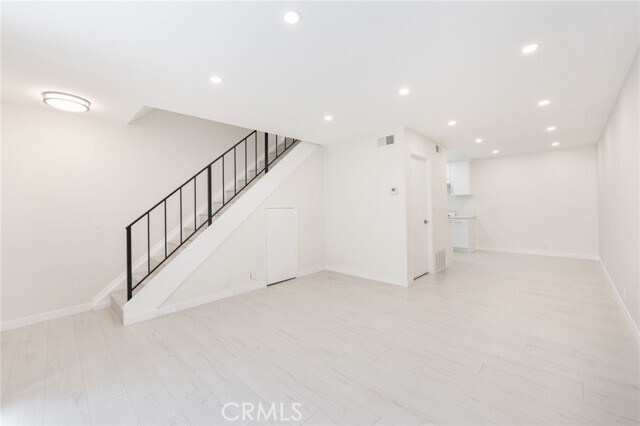 Foto del edificio - 333 Riverdale Dr