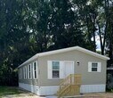 Primary Photo - 136 S River Dr