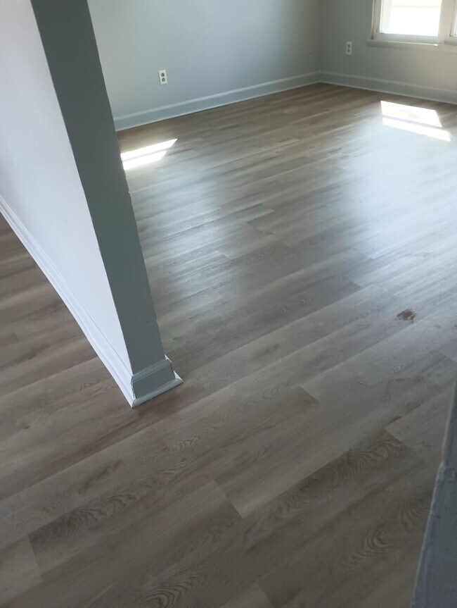 Foto del edificio - 113 W Ash St