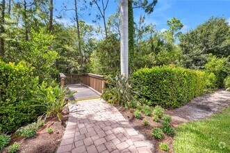 Building Photo - 12863 Carrington Cir