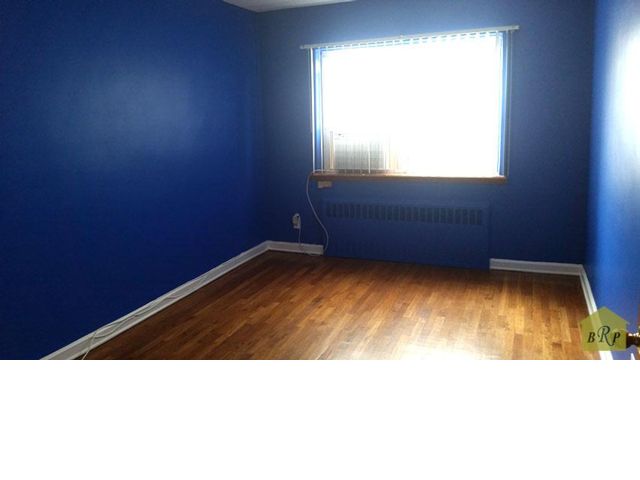 Foto principal - 1735 70th St