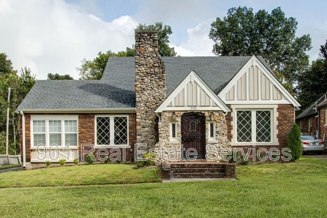 Photo - 2115 Hallwood Dr House