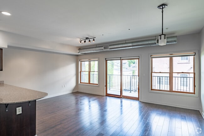 1BR, 1BA - 1000SF - Dining and Living Area - Twain Tower