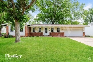 Building Photo - 2240 Spoonwood Dr