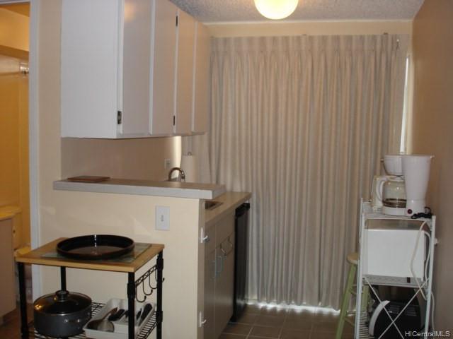 Primary Photo - 2463 Kuhio Ave.
