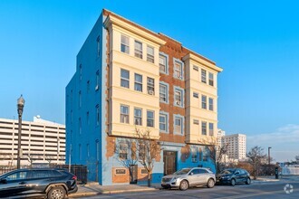 Building Photo - 143 S South Carolina Ave