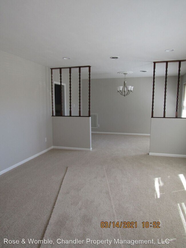 Building Photo - 3 br, 2 bath House - 6114 Lyndhurst Avenue