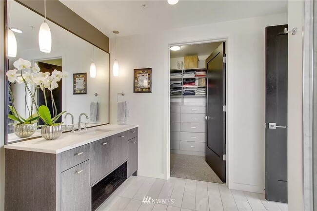Bathroom - 1321 Seneca St