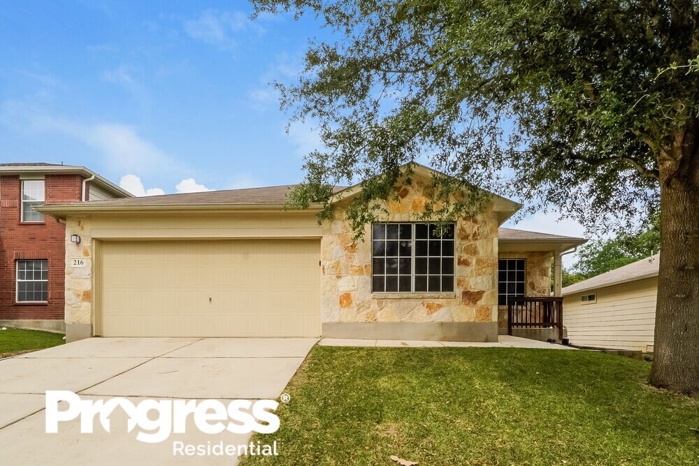 Primary Photo - 216 Armadillo Way