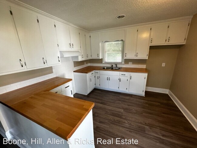 Building Photo - 3 br, 2 bath House - 6115 Stagecoach Road