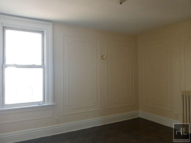 Building Photo - Chestnut St Yonkers