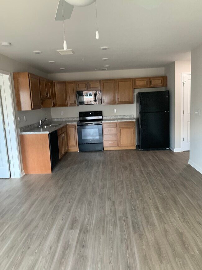 Oakdale Apartments 2445 Mulundy Way Lexington, KY Apartments for