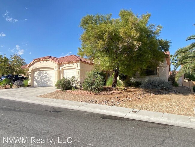 Building Photo - 4 br, 3.5 bath House - 10212 Plomosa Place