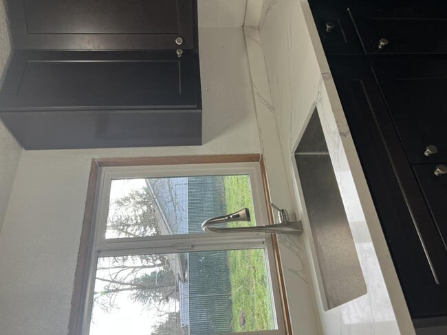 Photo - 17450 SE Mill St House