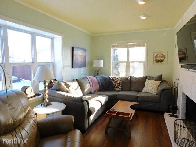 Foto del edificio - 3 br, 1 bath House - 610 10th St NW