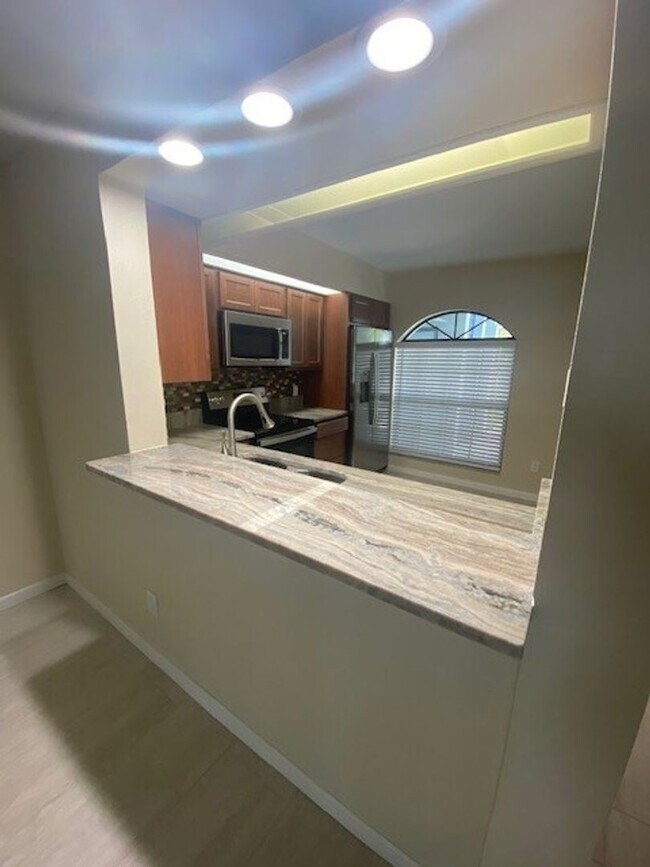 Foto del edificio - 2 br, 2 bath House - 25111 NORTHLAKE DRIVE