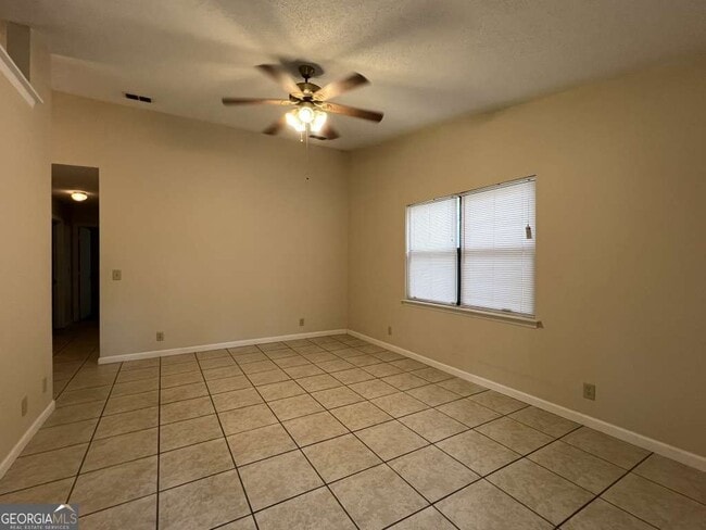 Foto del edificio - 155 E Lakemont Dr