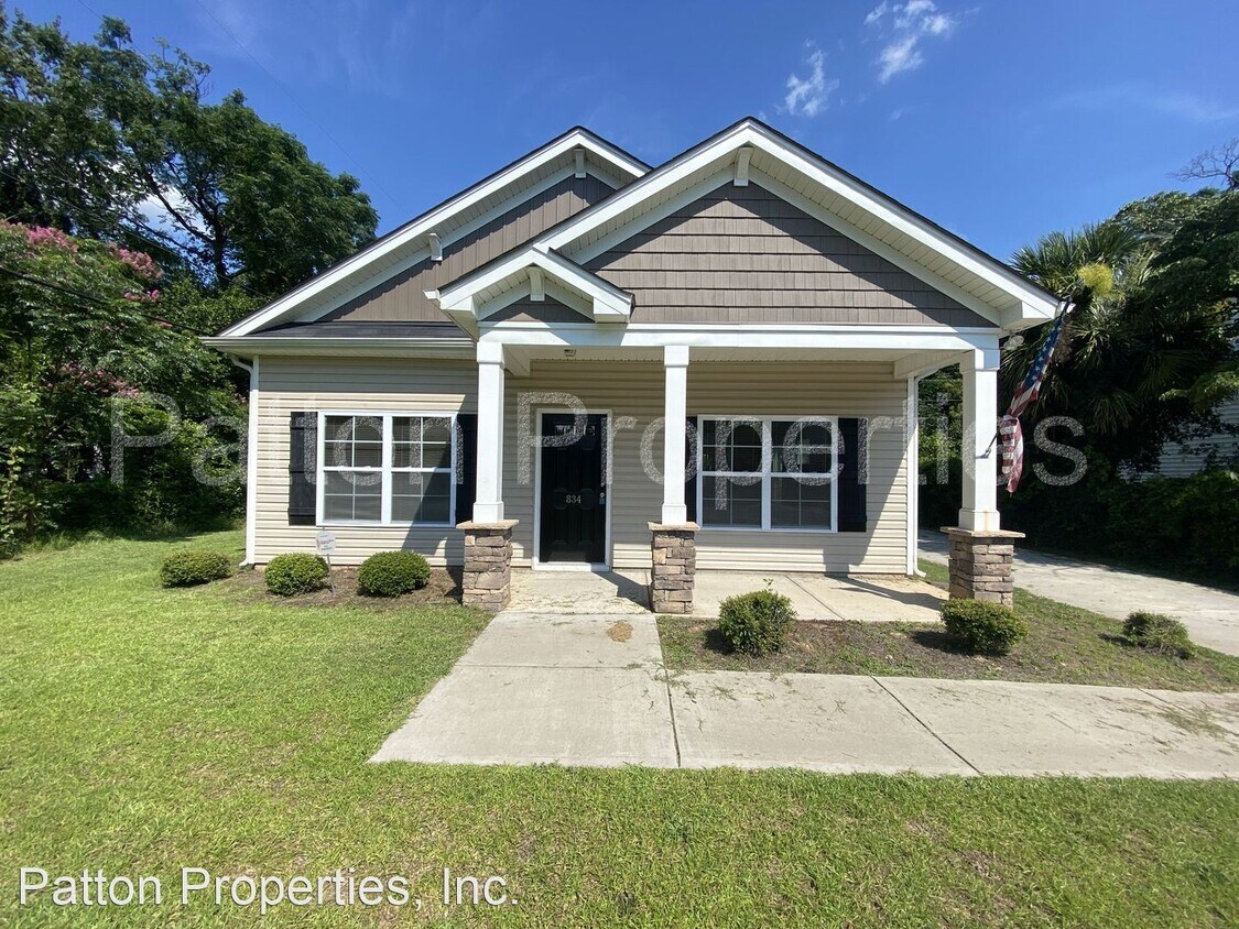 Foto principal - 3 br, 2 bath House - 834 Ohio Street