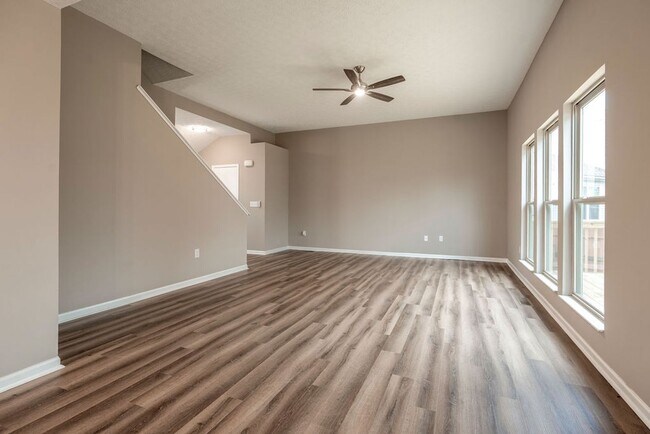 Building Photo - Remodeled home in the Hilliard City School...