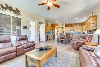 Building Photo - 1425 N Harper Cir