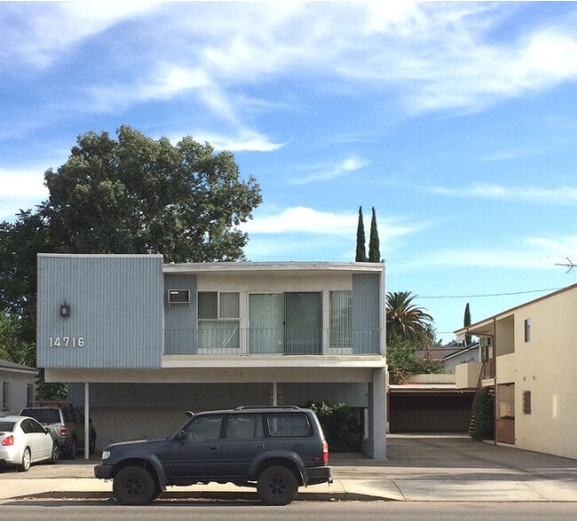 Building Photo - 14716 Magnolia Blvd