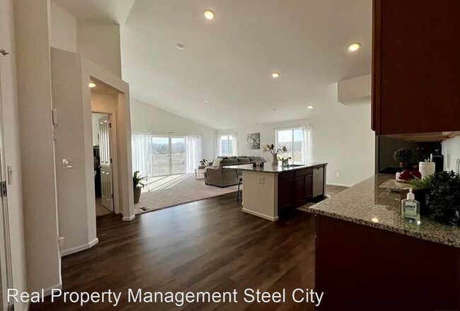 Foto del edificio - 3 br, 2 bath House - 396 E Stardust Dr