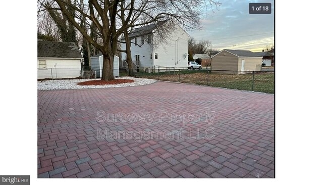 Building Photo - 210 Kuser Rd