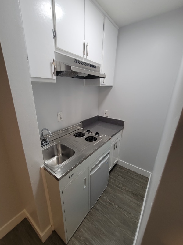 Building Photo - 6536 La Mirada Ave