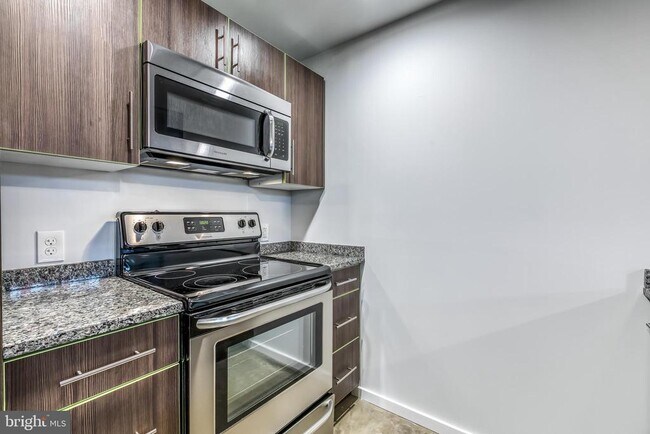 Foto del edificio - 4800 Brown St