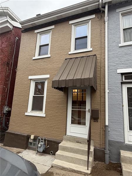 Building Photo - 235 38th St