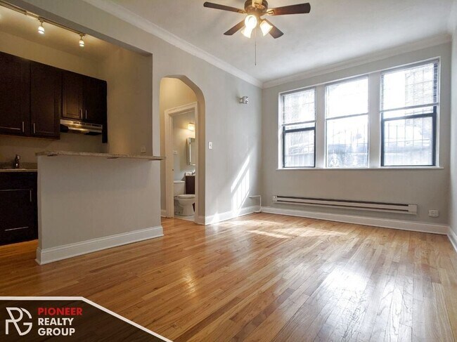 Foto del edificio - 4614 N Paulina St
