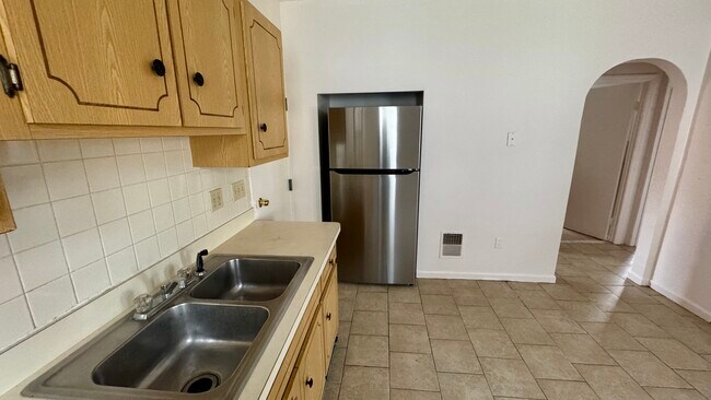 Foto del edificio - 103 Garfield Ave