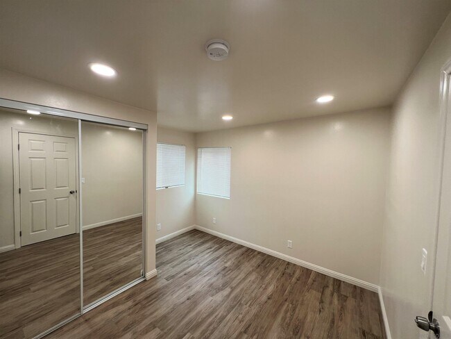 Foto del edificio - 4251 39th St