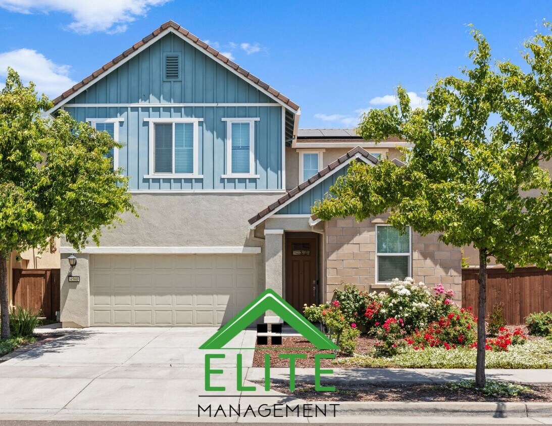 Foto principal - **Modern single-family residence in the hi...