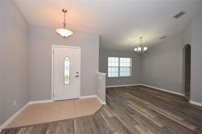 Building Photo - 6 Kathleen Trail