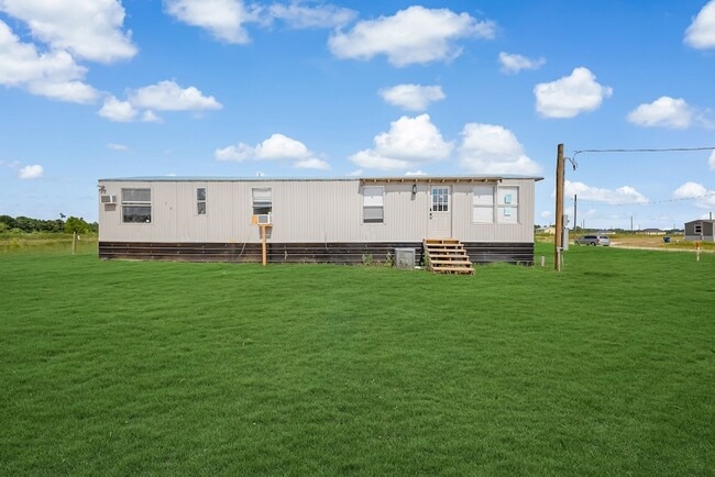 Building Photo - 349 Denson Reed Rd