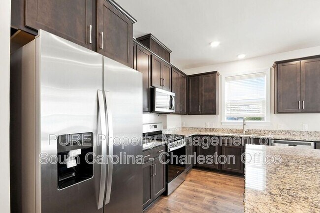 Foto del edificio - 803 Lachicotte Creek Dr