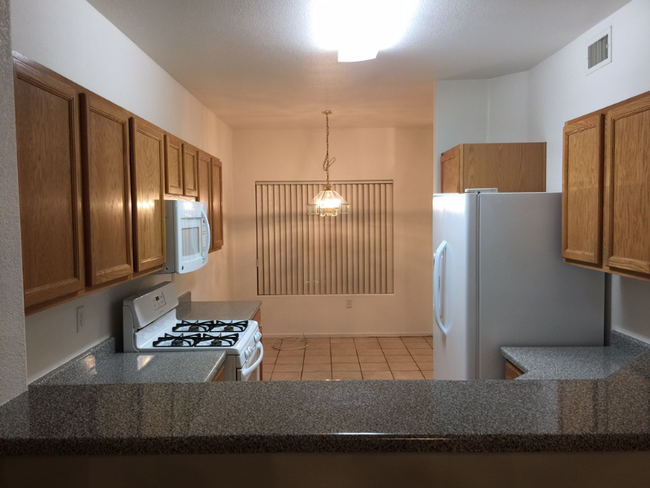 Foto del edificio - 2052 Jade Creek St