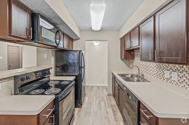 B2 2HAB, 2BA - Cocina de 950 pies cuadrados - Park West Apartments